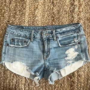 American Eagle low rise distressed short jean shorts